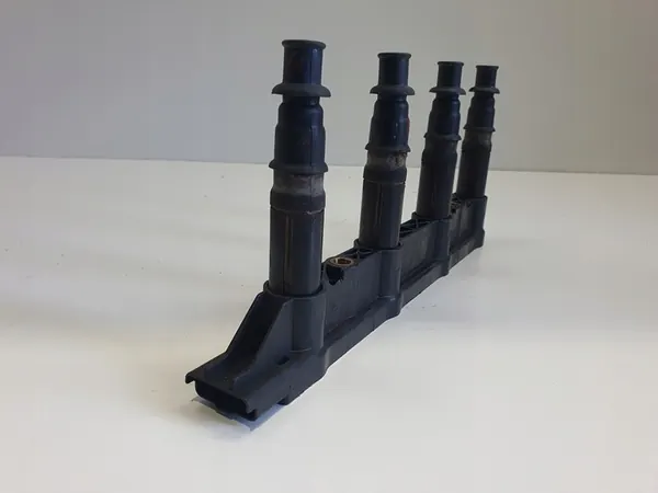 Bobina de Ignição Peugeot 207 1.4 16V, OEM 9651710680 image 3