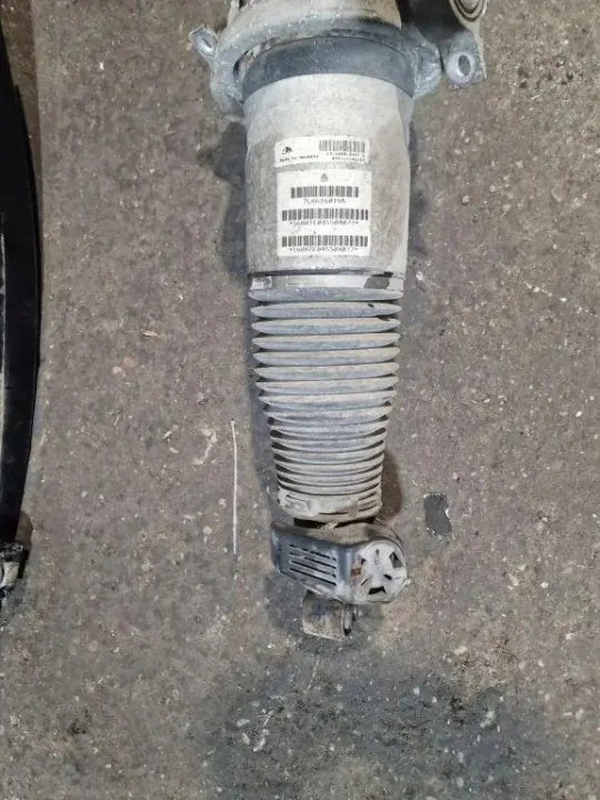 VW OEM 7L6616019A Hinterer rechter Luftdämpfer image 3