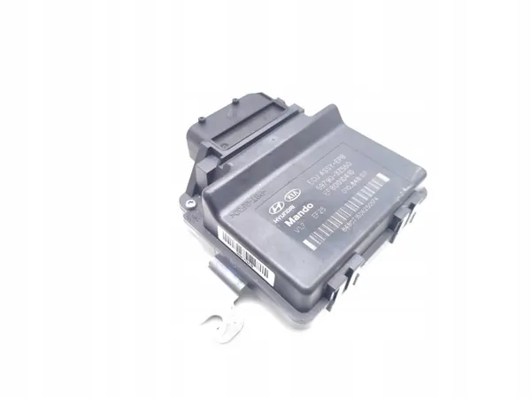 Hyundai i40 Handremmodule OEM 59790-3Z550 image 4