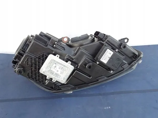 Farol Bi-Xenon completo esquerdo com LED VW Golf VI OEM 5K1941753E image 6