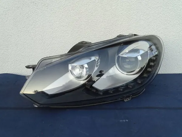 Farol Bi-Xenon completo esquerdo com LED VW Golf VI OEM 5K1941753E image 9