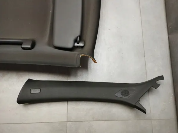 Clip de Plafonnier Audi OE d'Occasion OEM 8V3867505K image 8