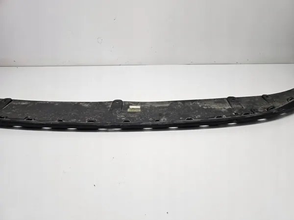 OEM 9J1807541B Porsche Taycan Frontstoßstangen-Spoiler image 3