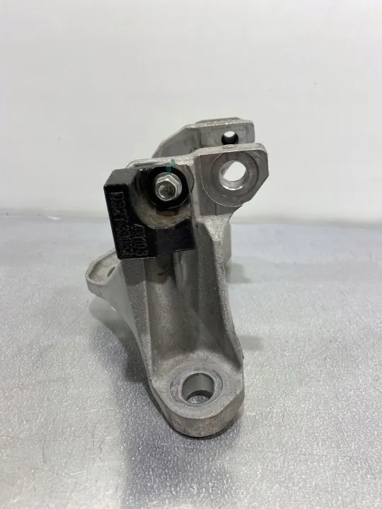 Mazda vaihteiston tuki OEM FBZ20384 - Käytetty kunto image 5