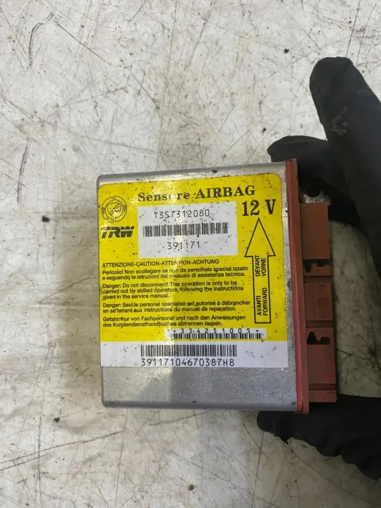 OEM 1357312080 krockkuddsensor - Begagnad image 2