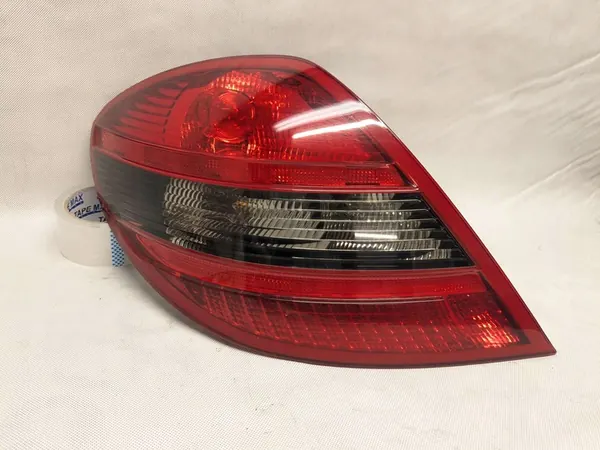 Lámpara trasera izquierda Mercedes SLK R171 A1718200564 image 3