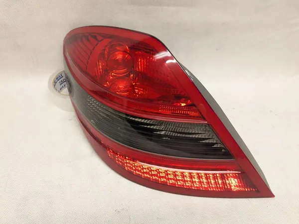 Lámpara trasera izquierda Mercedes SLK R171 A1718200564 image 4