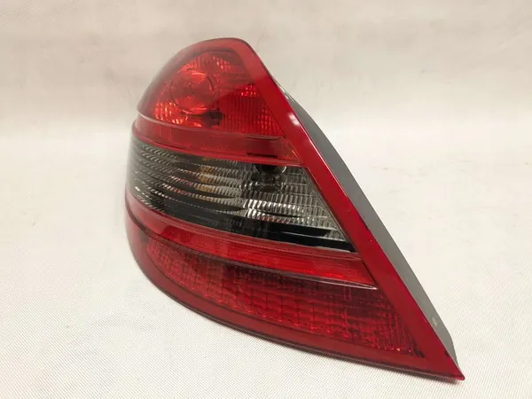 Lámpara trasera izquierda Mercedes SLK R171 A1718200564 image 6