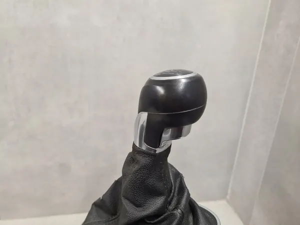 Alavanca de Câmbio Opel Corsa E 1.4 Turbo 6 Marchas image 8