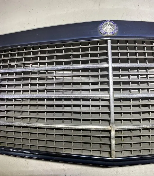 Grille de radiateur Mercedes-Benz S W126 OEM 1268880423 image 3