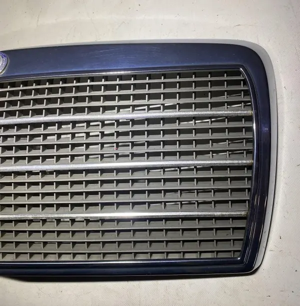 Grille de radiateur Mercedes-Benz S W126 OEM 1268880423 image 4