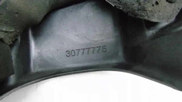 Moottorin Suojus Volvo XC70 V70 S80 2.4 D5 image 5