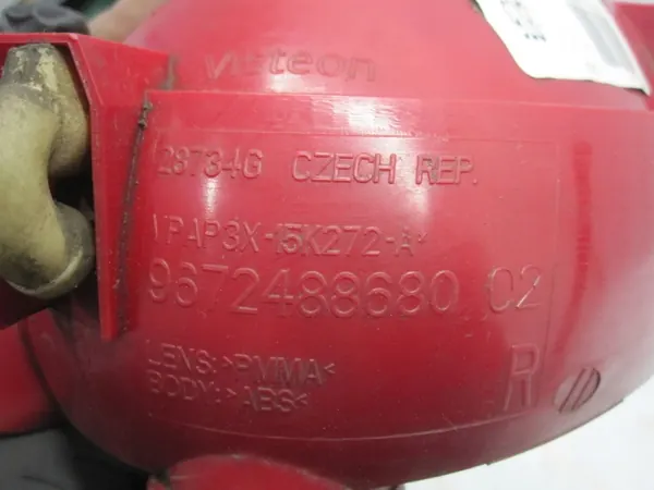 OEM 9672488680 Phare antibrouillard droit Citroen DS4 2.0 HDI image 10