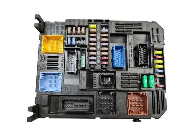 BSI Modul Säkerhetsbox Peugeot 208 II 2019-2023 9845141280 image 2