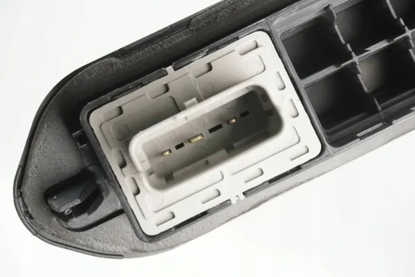 OEM 51811769 Oikea takaoven kytkin Fiat Doblo Cargo image 6