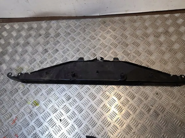 BMW 7 F01 F02 F03 F04 Radiator Mounting Panel / Upper image 4