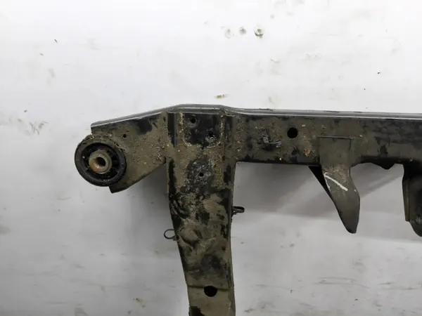 Subchassi dianteiro OEM 13327070 para Opel Zafira C image 3