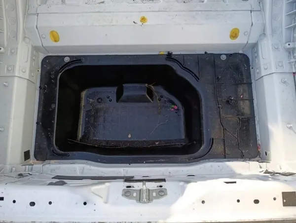 Aleta trasera derecha Mercedes-Benz EQS 2022 OEM 294419 image 6