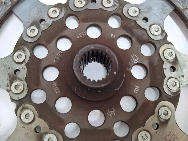 Disque d'embrayage Renault Laguna III 2015 8200421191 image 5