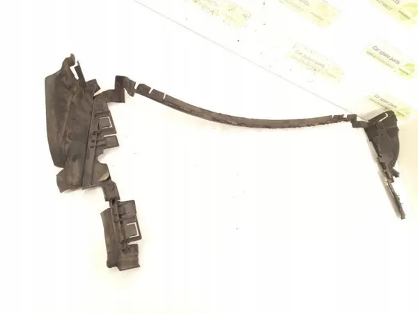Mercedes-Benz C W204 2012 Tuulettimen Kotelo OEM A2045050530 image 3