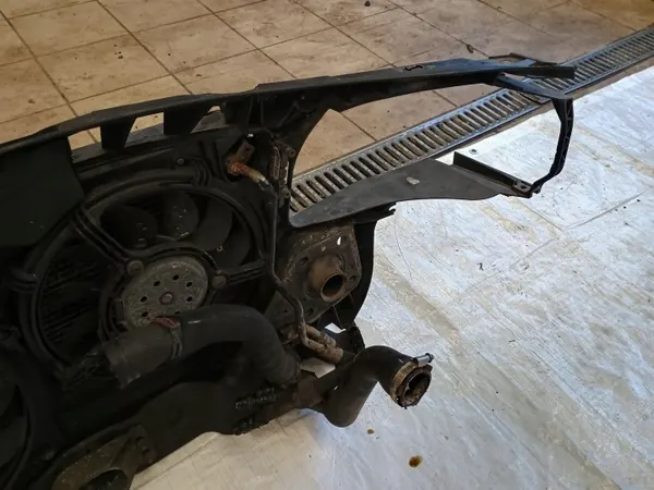 AUDI A4 B7 3.0 TDI AUTOMAT PAS PRZEDNI PRZÓD WZMOCNIENIE CZOŁOWE KOMPLETNE image 6