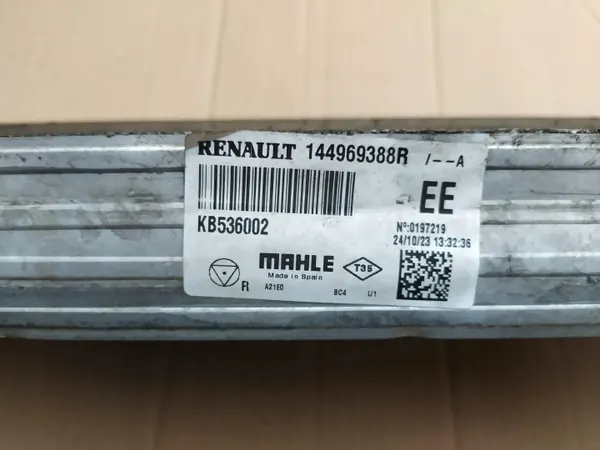 Renault OE 144969388R Luftkühler - Gebraucht image 6