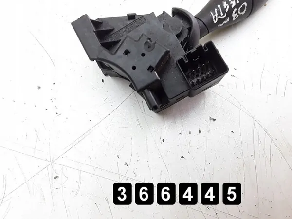 Interruptor Ford Fiesta OEM AM-366445 - Estado Usado image 4