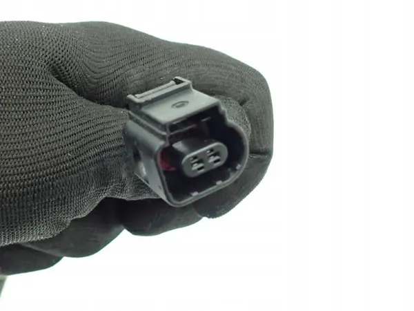 AdBlue-letku OEM 5Q0131962B Audi A3 8Y 2.0 TDI:lle image 4