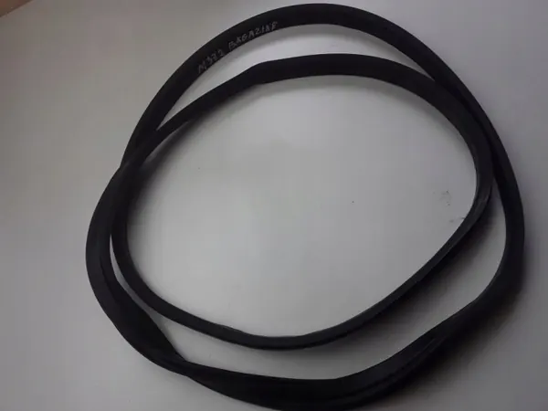 Infiniti M Y51 bagageluckspackning OEM 848301MA0A image 3
