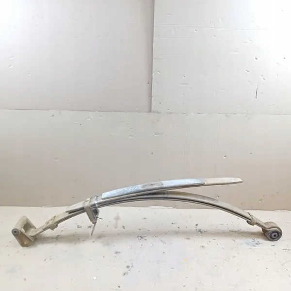 Achterveer OEM MAM80383 voor VW Amarok 2010 image 2