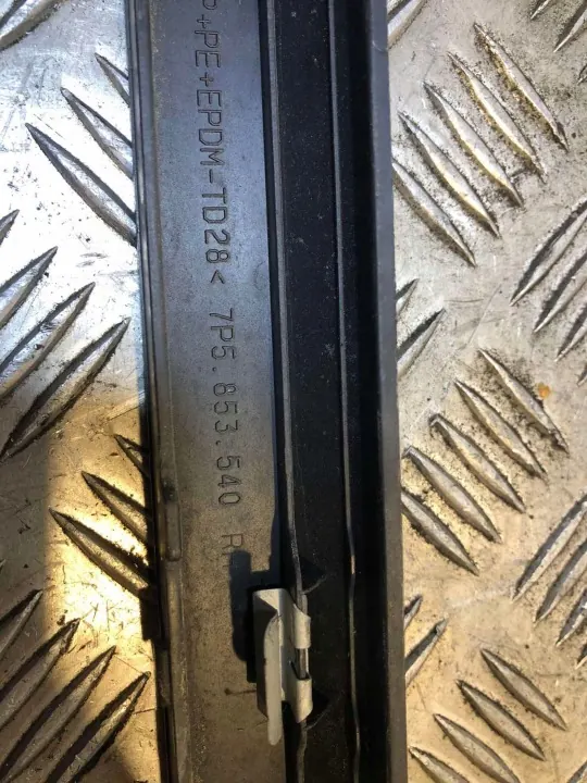 Porsche Cayenne 92A OEM 7P5853540 Schwellerverstärkung Rechts image 3