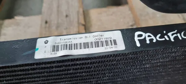 Chrysler Pacifica 2022 Radiador de Óleo Automático 3.6 MOPAR 68510383AA image 4
