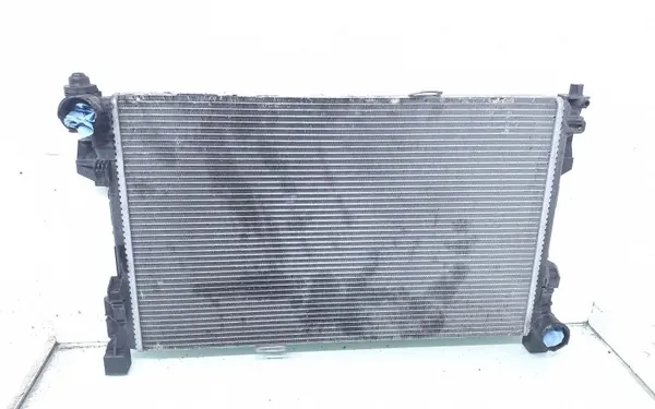 Radiateur d'eau Mercedes-Benz OEM ARA193924 - Occasion image 2