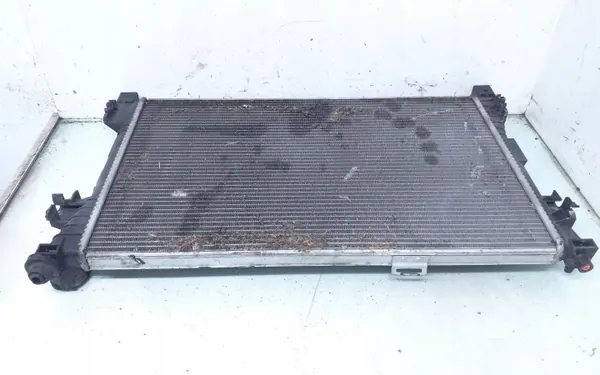 Radiateur d'eau Mercedes-Benz OEM ARA193924 - Occasion image 3