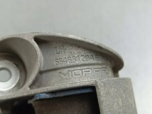 OEM 68466129AB Suporte Escape Esquerdo Jeep Grand Cherokee image 5