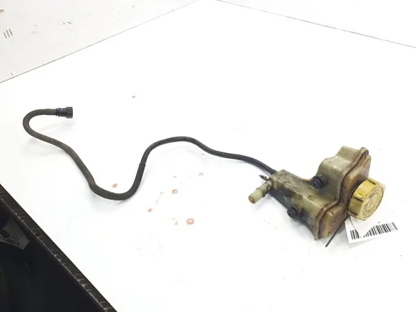 Réservoir direction assistée Ford OE 2S6C3531BC image 2