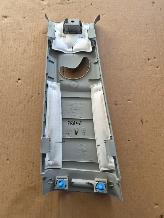 MG ZS B-Säulenabdeckung rechts OEM 10454606 2017-19 image 4