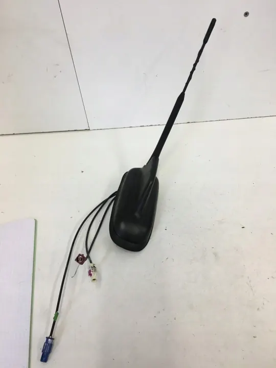 Antenne de toit VW TIGUAN I OEM 1K0035501F Occasion image 2