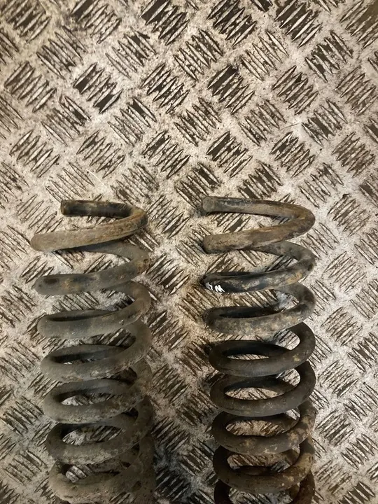 Mercedes-Benz E W211 Komplettset med Fjädrar och Dämpare image 4