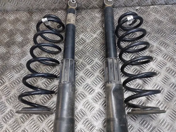 Set Ammortizzatori Posteriori Passat B8 Lift Sedan OEM image 3