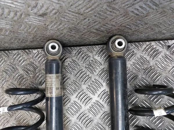 Set Ammortizzatori Posteriori Passat B8 Lift Sedan OEM image 4