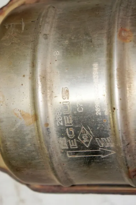 Begagnad Dacia katalysator OEM 208021717R image 7