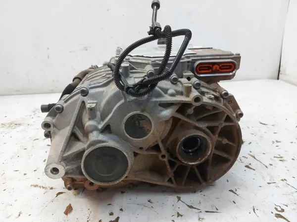 Skoda Enyaq Elektromotor OEM 0ET907613 - Heck image 3