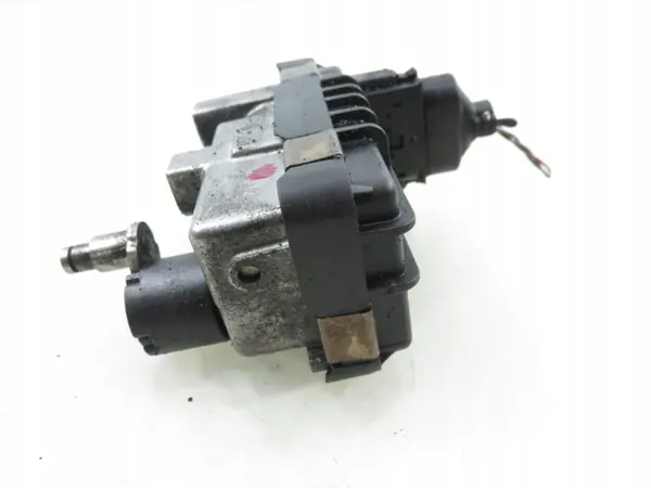 Actuateur Turbo OEM 6NW008412 pour Mercedes W220 S400 image 6