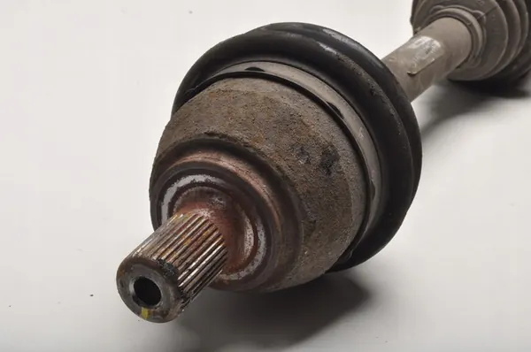 VOLVO V50 Vänster Kort Halvaxel 31259517 image 3