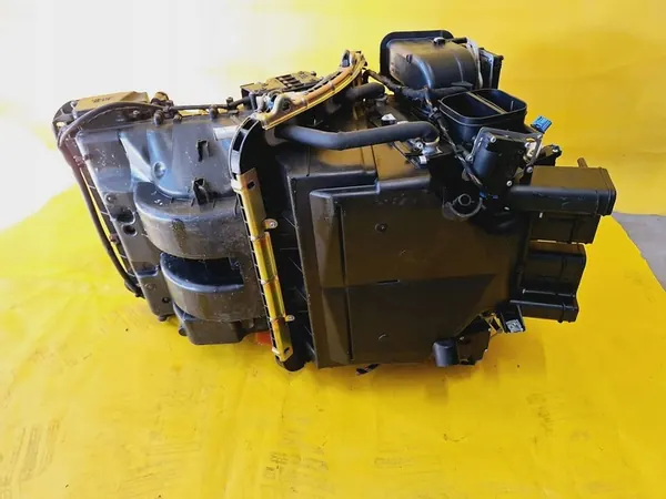 Audi A8 D3 Verwarming 4E0820003M image 10