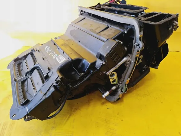 Audi A8 D3 Verwarming 4E0820003M image 6