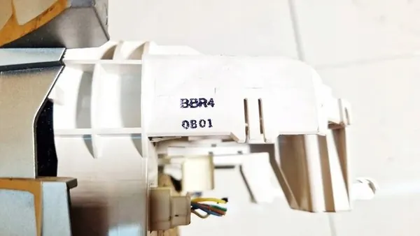 Mazda 3 Klimaatregelpaneel 2010 1.6L bbr40b01 image 3