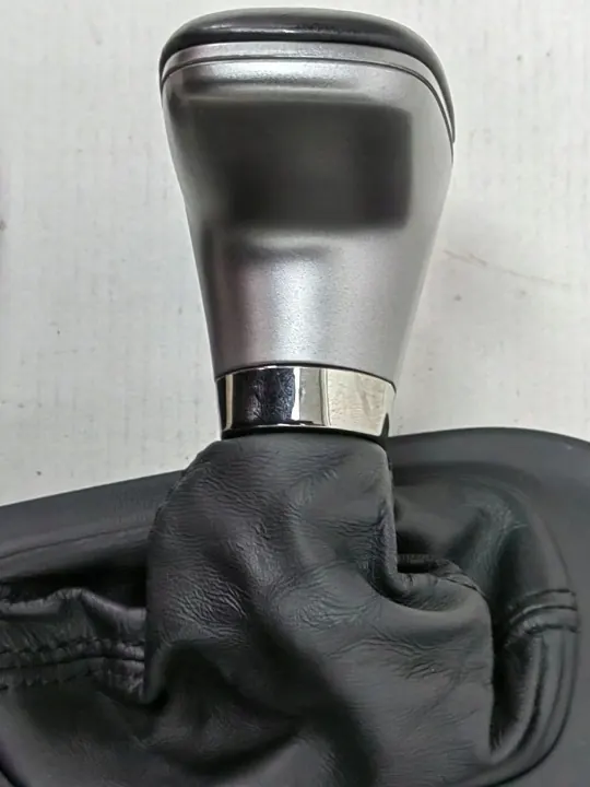 Pommeau de levier de vitesse Dodge Challenger OEM KNO1156 image 5
