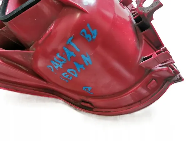 Luz trasera derecha Volkswagen Passat B6 Sedan Original image 7